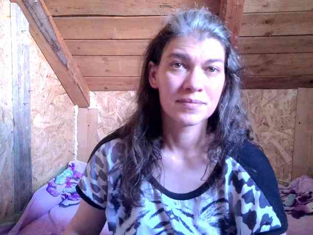 MercyLoves webcam