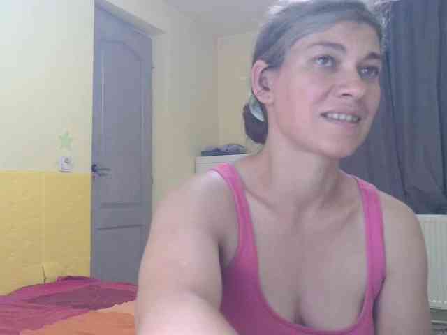 MercyLoves webcam