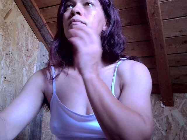 MercyLoves webcam