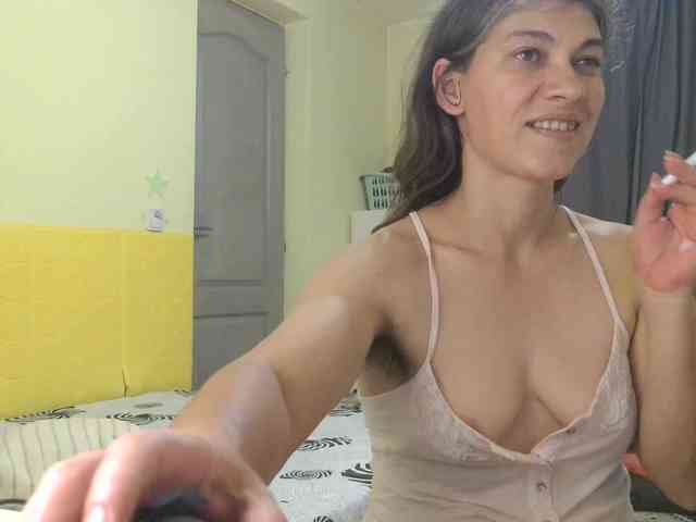 MercyLoves webcam