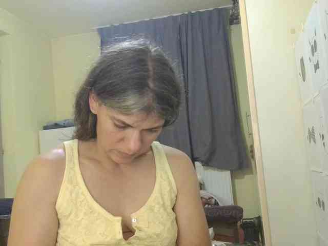 MercyLoves webcam