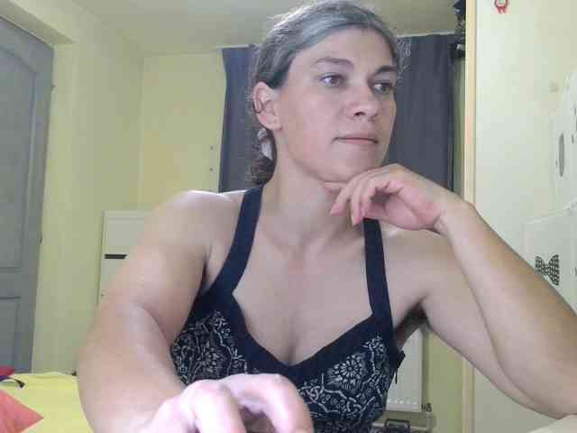 MercyLoves webcam