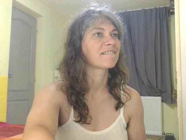 MercyLoves webcam
