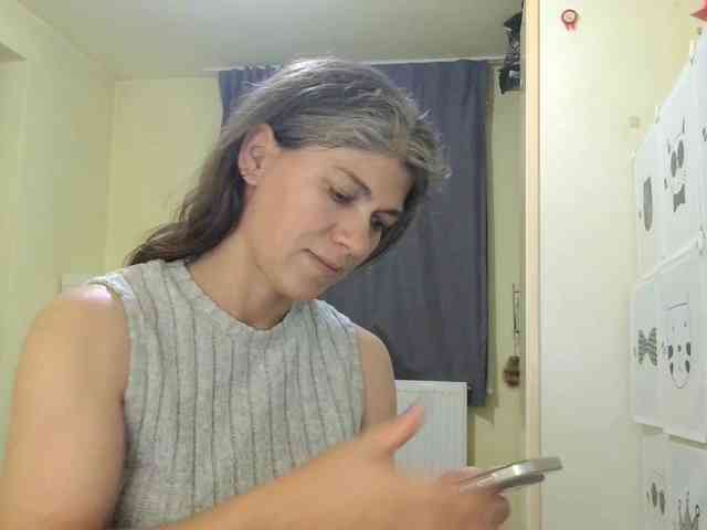 MercyLoves webcam
