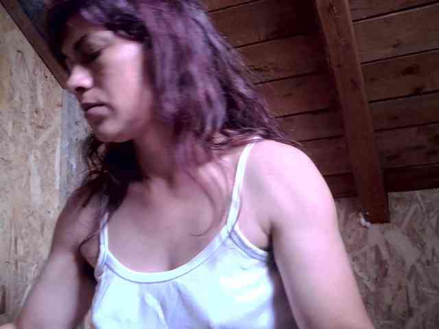 MercyLoves webcam