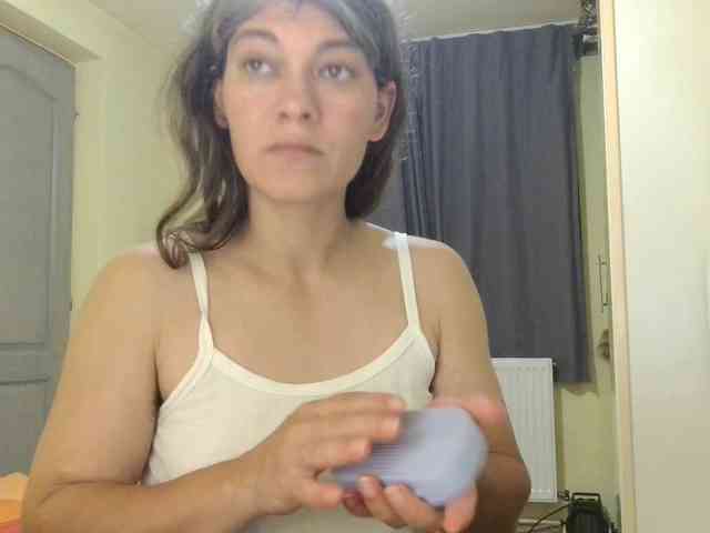 MercyLoves webcam
