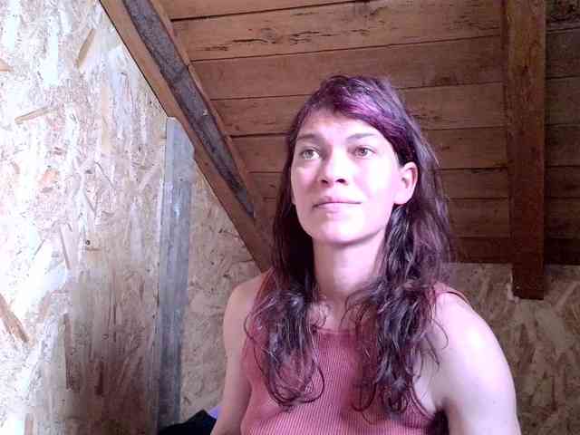 MercyLoves webcam