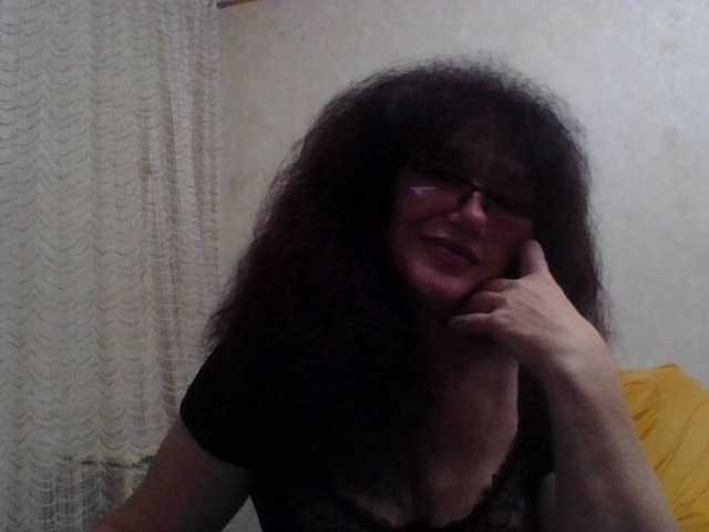 Sylvia-5 live cam preview