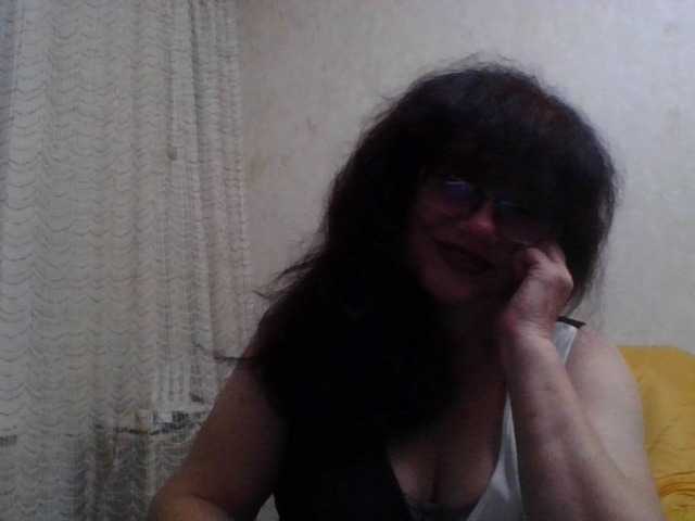 Sylvia-5 live webcam show