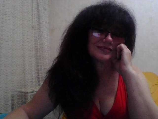 Sylvia-5 live cam preview