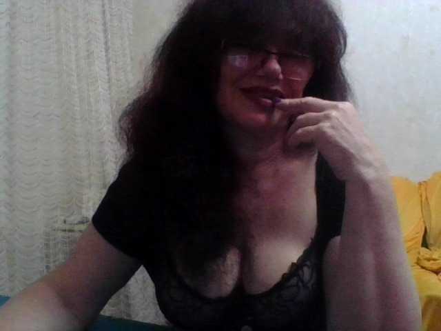 Sylvia-5 live cam on BongaCams