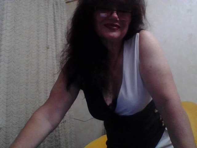 Sylvia-5 live cam on BongaCams