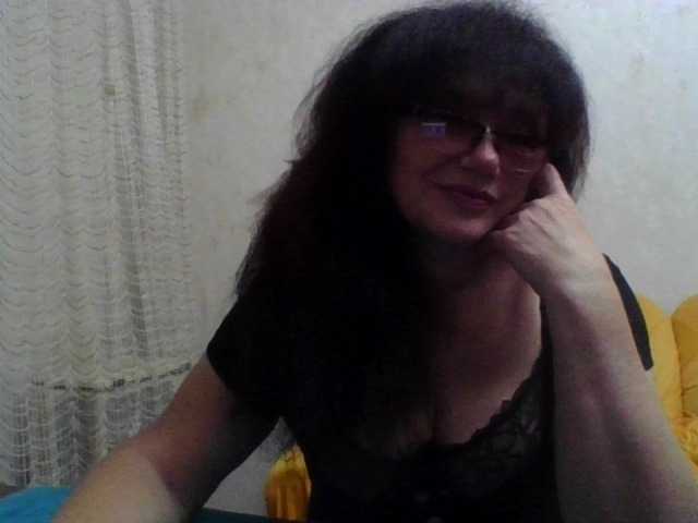 Sylvia-5 live cam preview