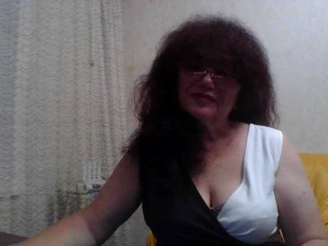 Sylvia-5 live cam on BongaCams