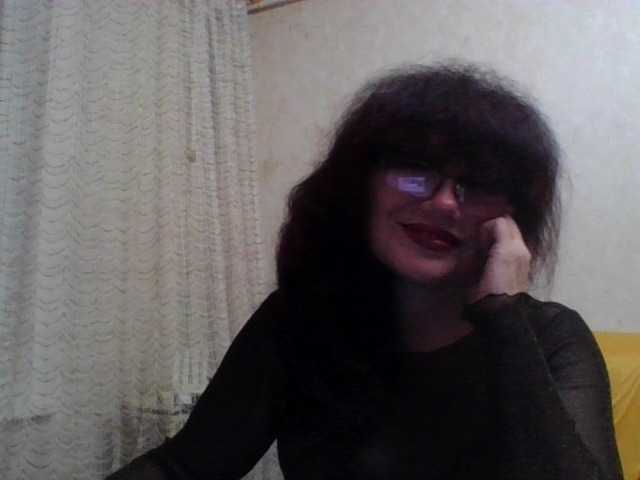 Sylvia-5 live webcam show