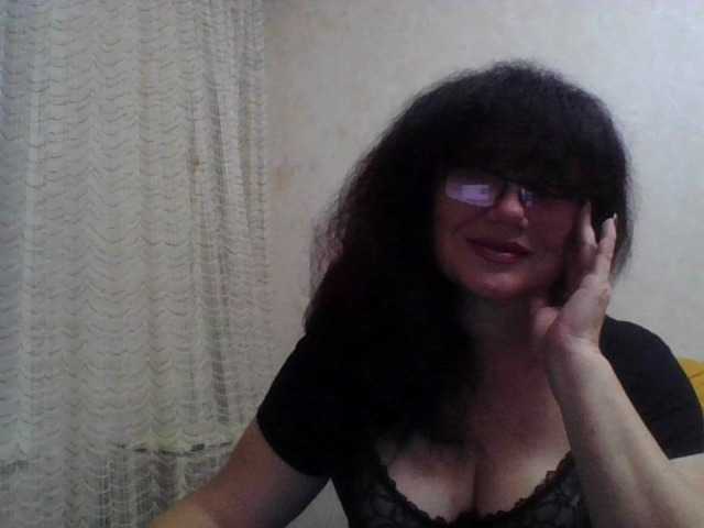 Sylvia-5 live cam preview