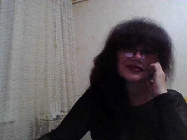 Sylvia-5 live webcam show