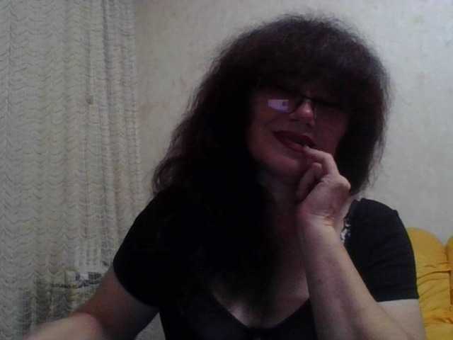Sylvia-5 live webcam show