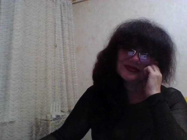 Sylvia-5 live webcam show