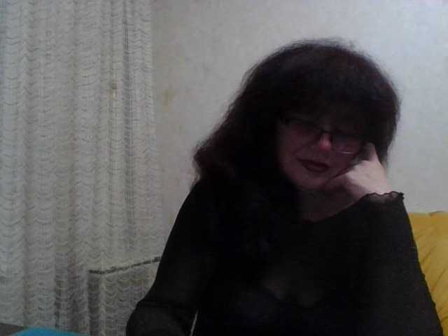 Sylvia-5 live cam preview