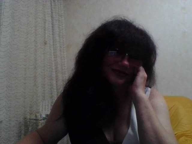 Sylvia-5 live webcam show