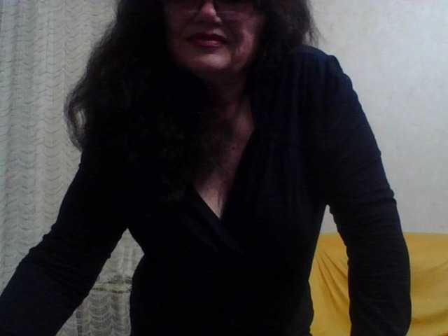 Sylvia-5 live cam on BongaCams