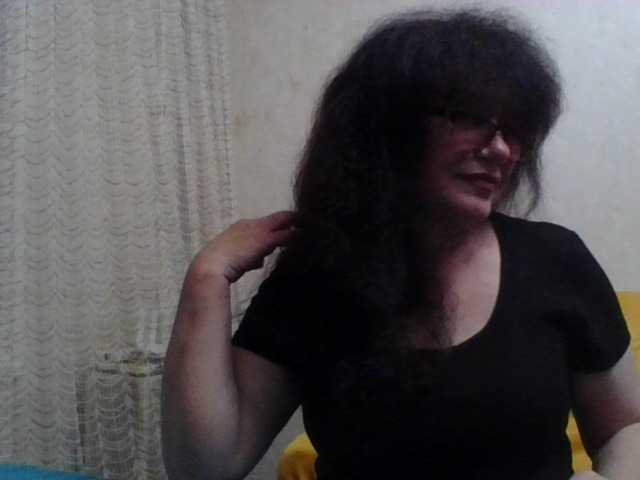 Sylvia-5 live cam on BongaCams
