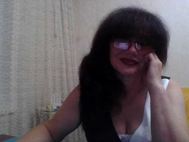 Sylvia-5 live webcam show