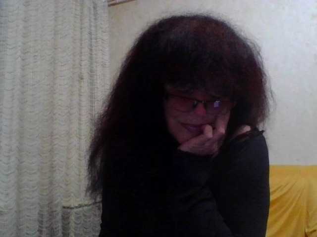Sylvia-5 live cam on BongaCams