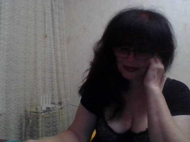 sylvia-5 live sex show