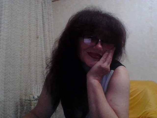 Sylvia-5 live webcam show