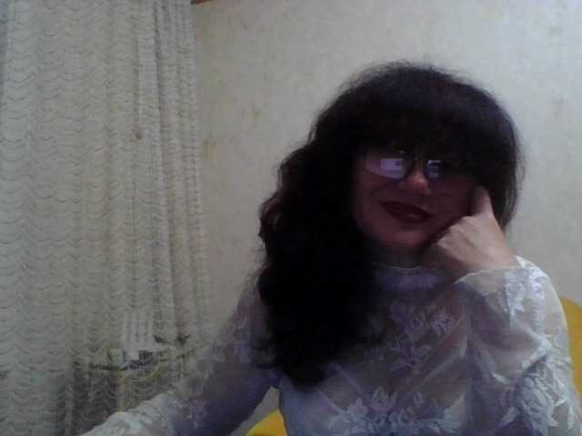 Sylvia-5 live webcam show