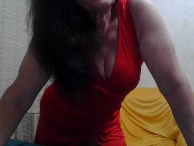 Sylvia-5 live cam preview