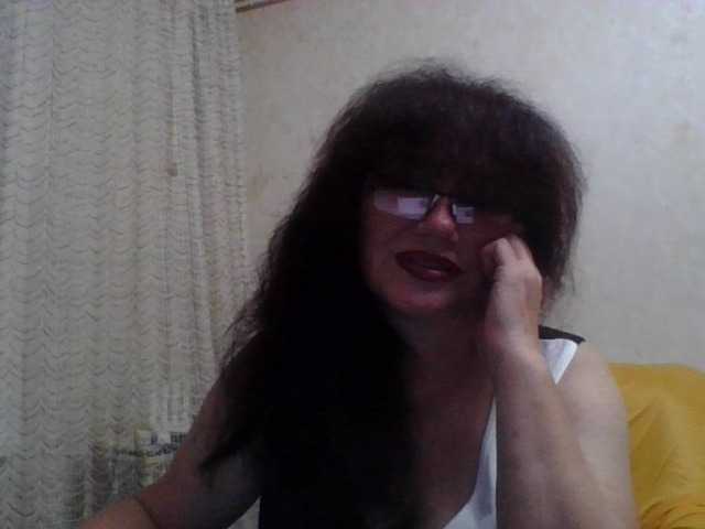 Sylvia-5 live webcam show