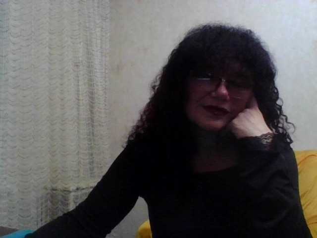Sylvia-5 live cam on BongaCams