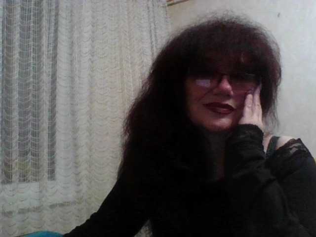 Sylvia-5 live cam on BongaCams