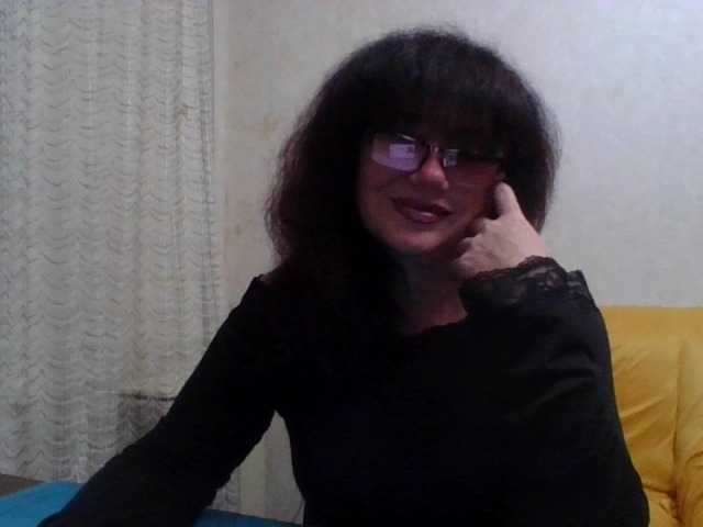 Sylvia-5 — live female cam
