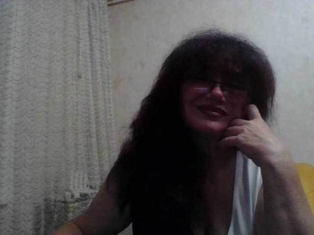 Sylvia-5 live webcam show