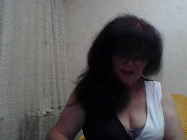 Sylvia-5 live cam on BongaCams