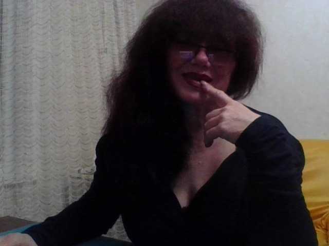 Sylvia-5 live cam on BongaCams