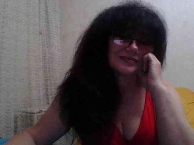 Sylvia-5 live female cam on bongacams