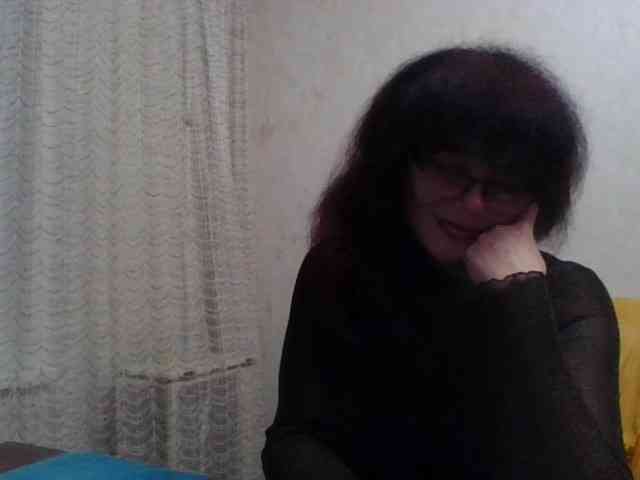 Sylvia-5 live female cam on bongacams