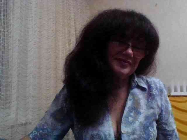 Sylvia-5 bongacams