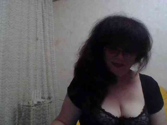 Sylvia-5 Live Webcam on BongaCams