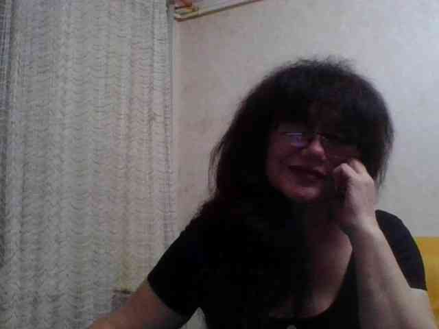 Sylvia-5 live female cam on bongacams