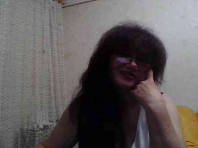 Sylvia-5 Live Webcam on BongaCams
