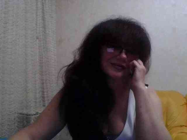 Sylvia-5 live female cam on bongacams