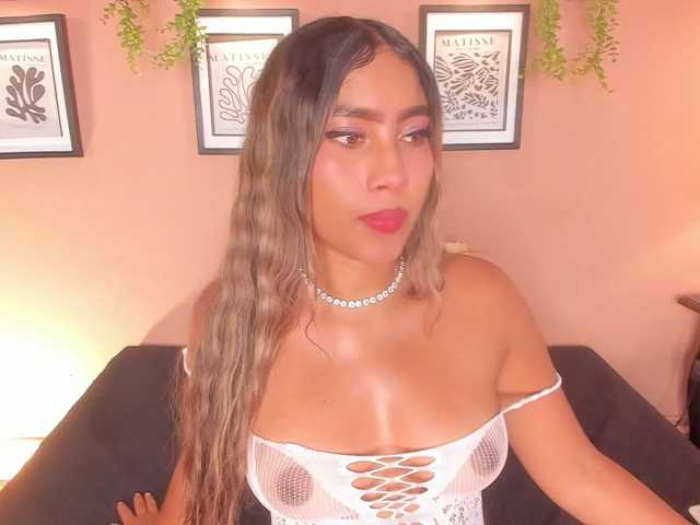 SofiaBennet live cam on BongaCams