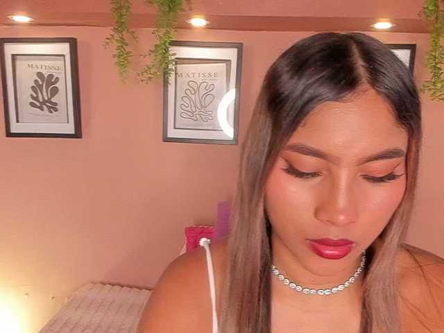 SofiaBennet live cam on BongaCams