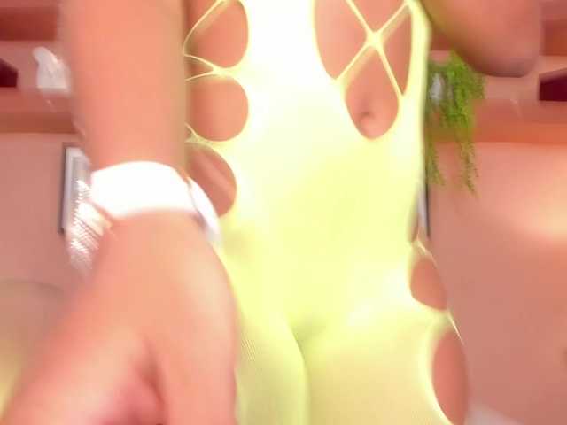 SofiaBennet live cam on BongaCams